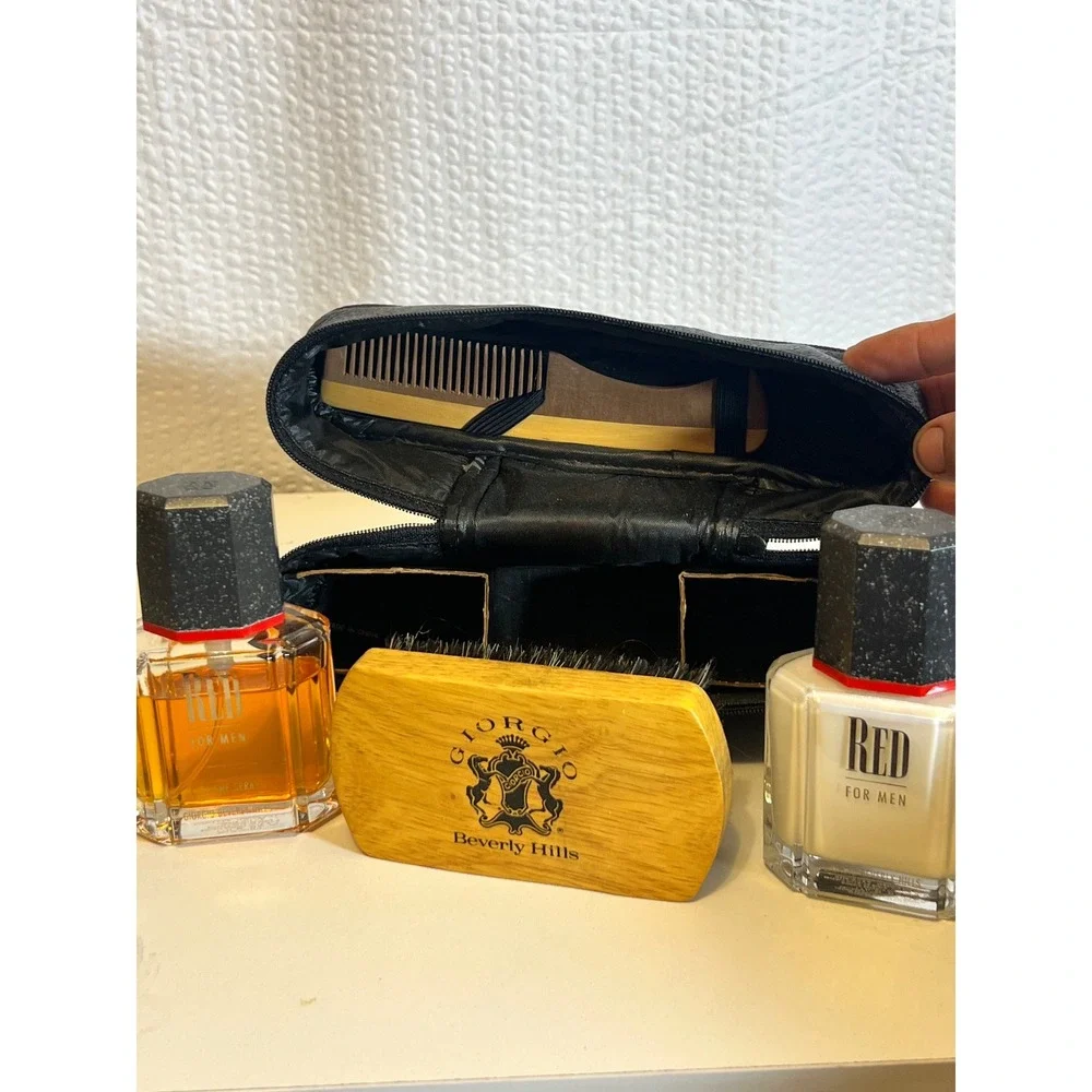 Giorgio Beverly Hills Red Cologne‎ Set Brush Comb Travel Bag Men's Grooming